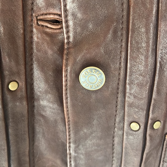 FOSSIL women’s Leather Trucker Jacket - Picture 5 of 6